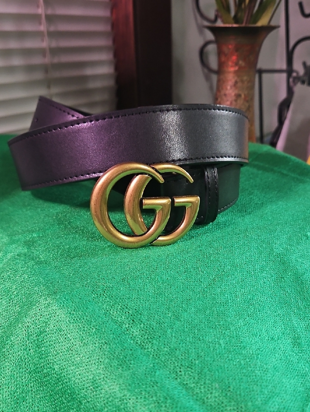 Gucci Black Leather Belt with Antiqued Gold Double G Buckle